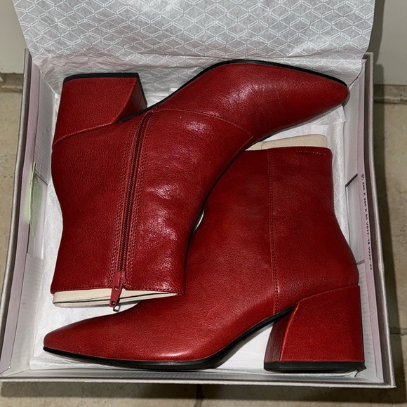 Vagabond Shoes - VAGABOND RED BOOTIES